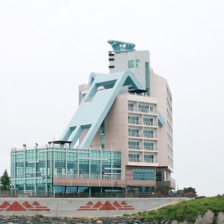 Mohang Haenaru Family Hotel Buan Esterno foto