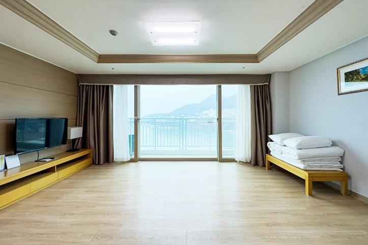 Mohang Haenaru Family Hotel Buan Camera foto