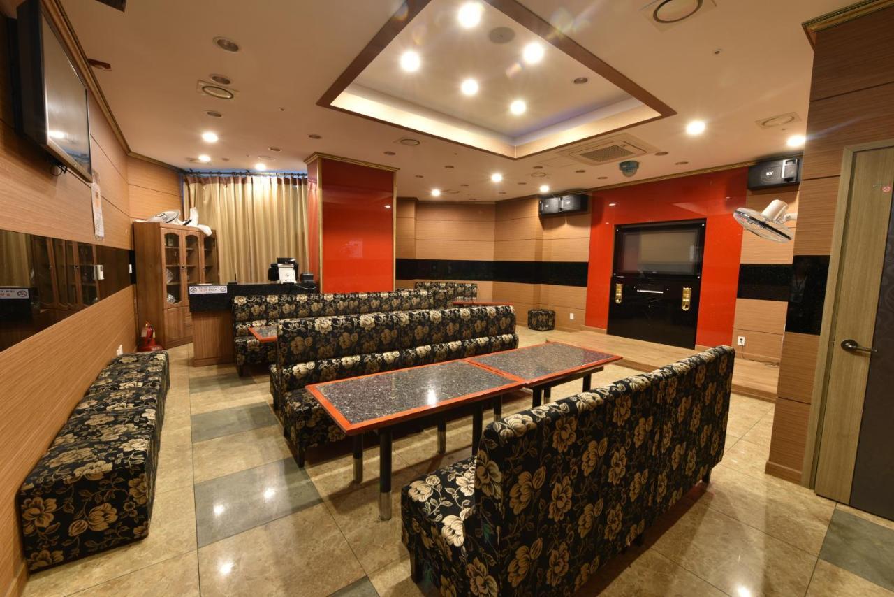 Mohang Haenaru Family Hotel Buan Esterno foto