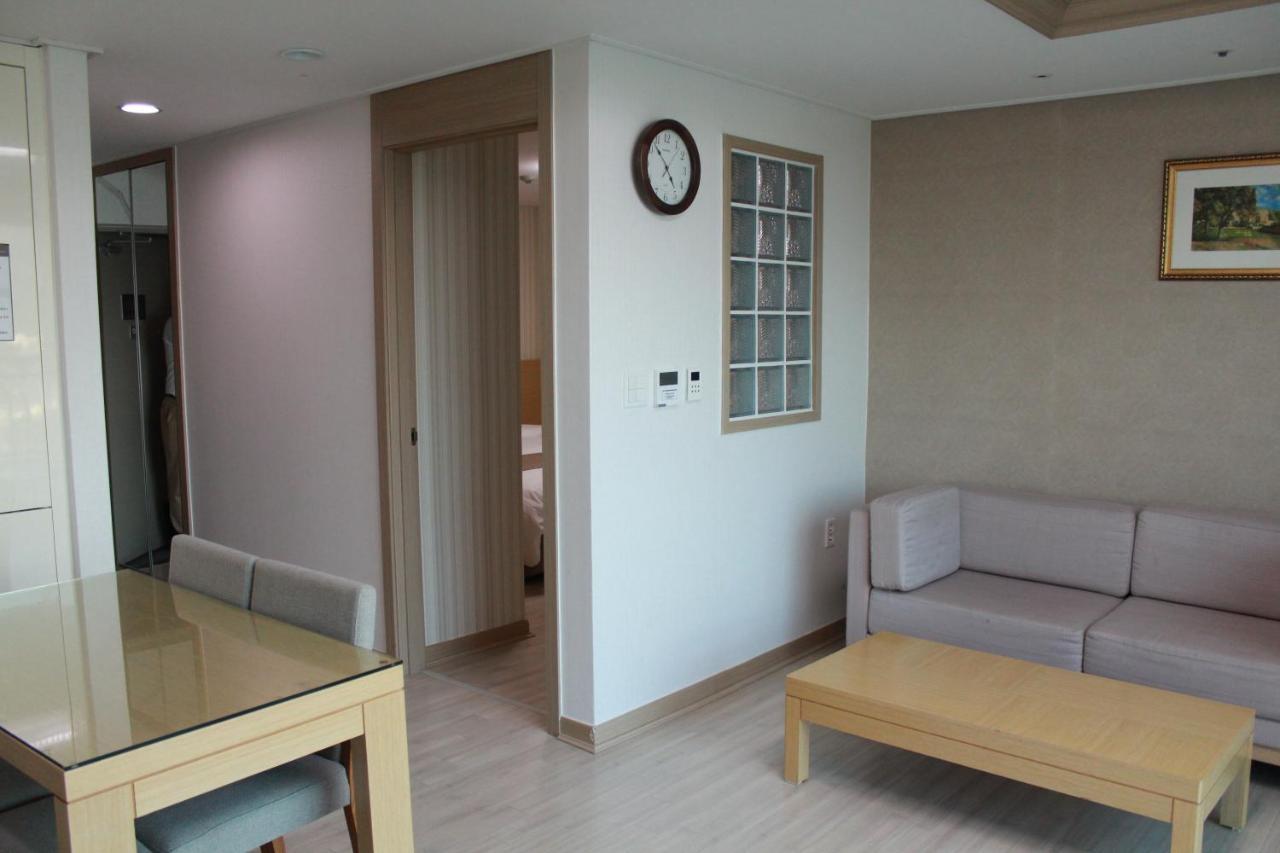 Mohang Haenaru Family Hotel Buan Esterno foto